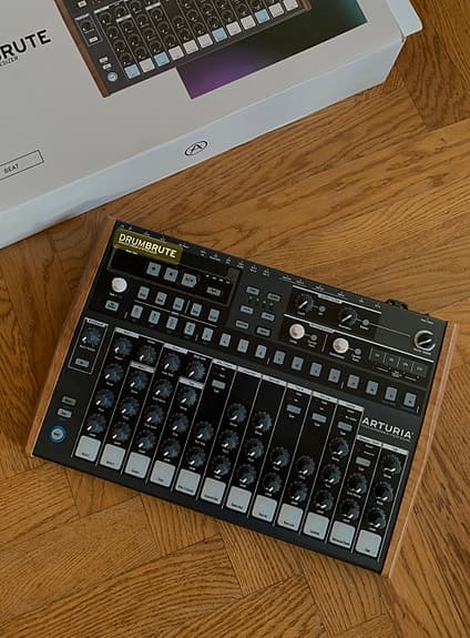 Arturia DrumBrute analog trummaskin