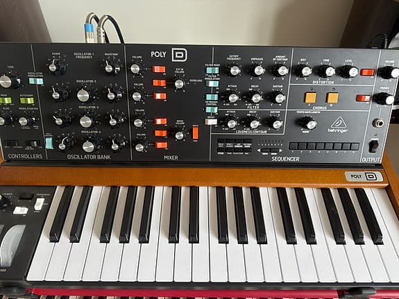 Behringer Poly D – nyskick