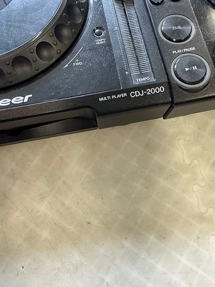 Pioneer CDJ-2000 – DJ-spelare
