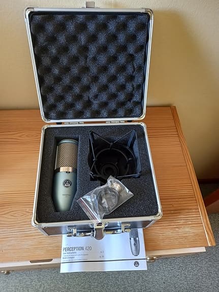 AKG P420 kondensatormikrofon
