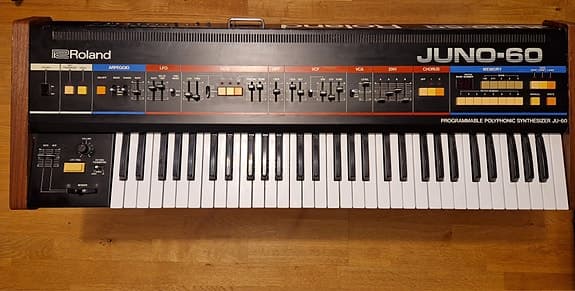 Roland JUNO-60 Polyphonic Analog Synthesizer 61-Key