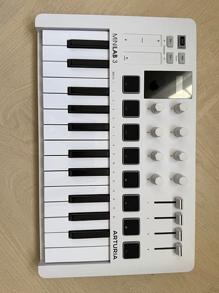 Arturia Minilab 3 MIDI-Keyboard Vit