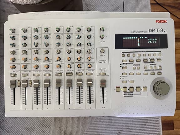 Fostex DMT-8vl digital multitracker inspelningsstation
