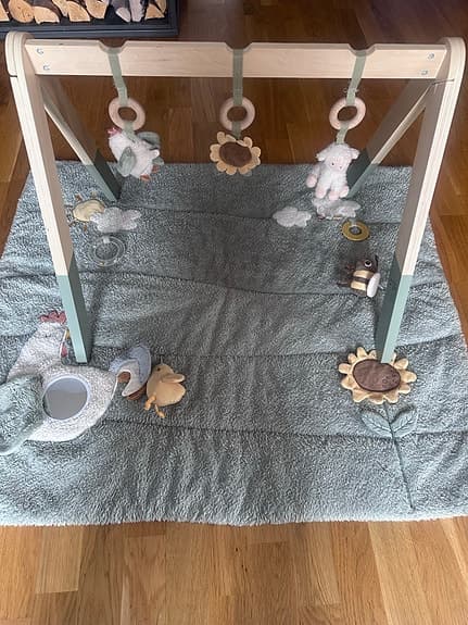 Little Dutch Aktivitetsmatta samt babygym