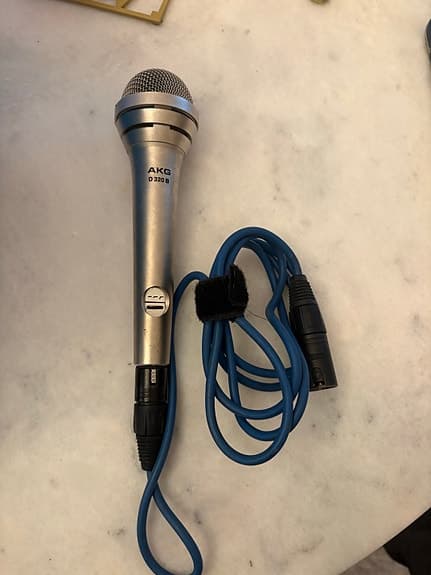AKG D320B mikrofon