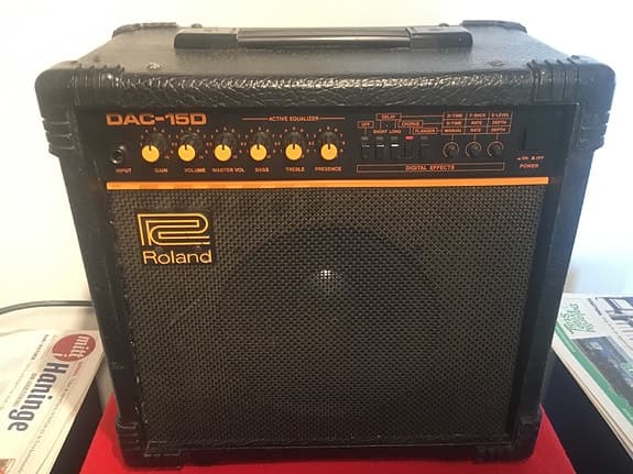 Roland DAC-15D gitarr kombi förstärkare vintage