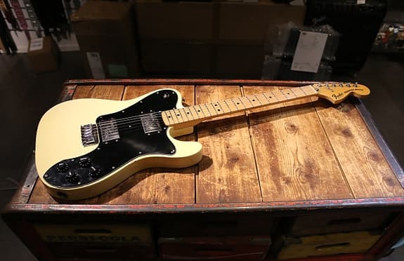Fender Telecaster Deluxe från 1978