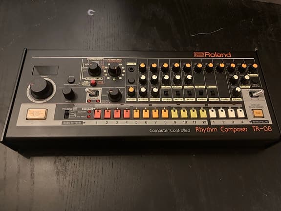 Roland Boutique TR-08 trummaskin