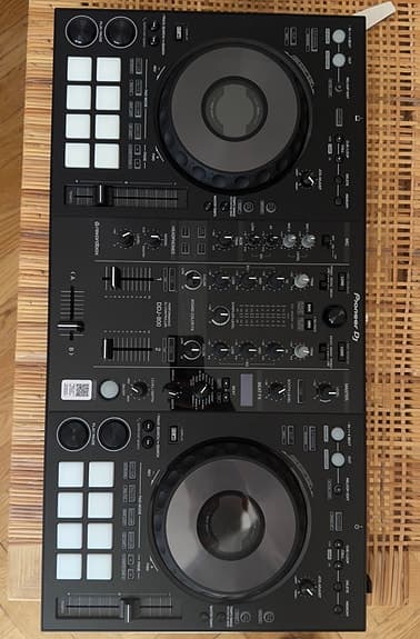 Pioneer DDJ-800 DJ-controller svart