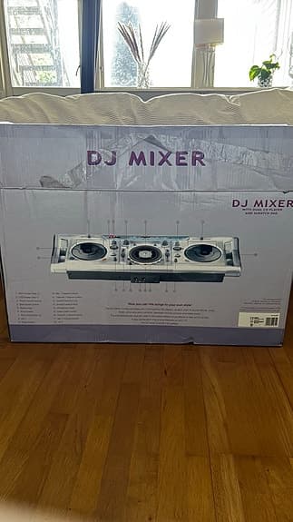 DJ200 DJ Mixer med dubbla CD-spelare.