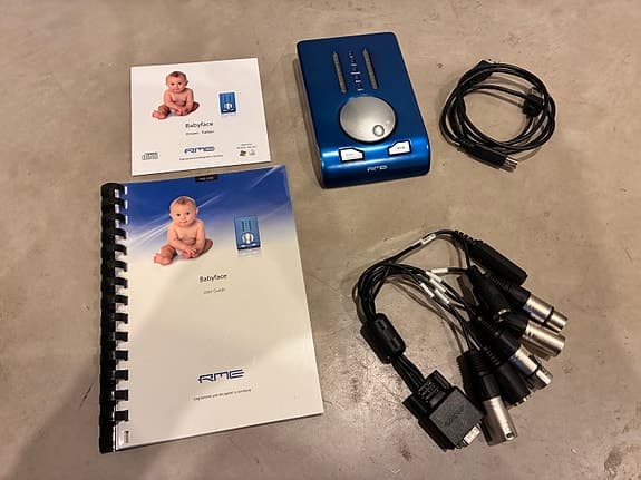 RME Babyface – professionellt USB-ljudkort + breakout, väska & manualer