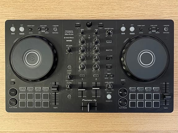 Pioneer DDJ-FLX4 DJ-controller