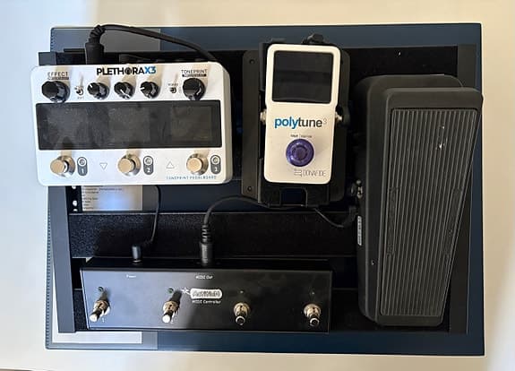 Pedalboard med effektpedaler