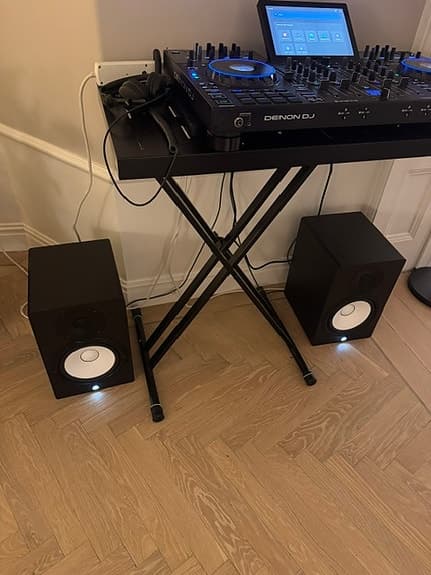 Yamaha HS 8 Studio högtalare