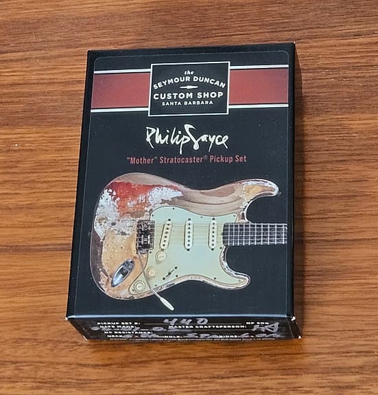 Seymour Duncan Custom Shop Philip Sayce ‘Mother’ Stratocaster mickset