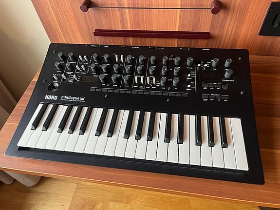 Korg minilogue xd