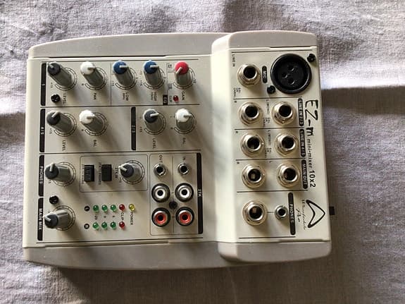 Wharfedale pro mixer
