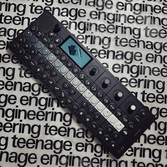 Teenage Engineering OP-XY & Bag & Decksaver Cover