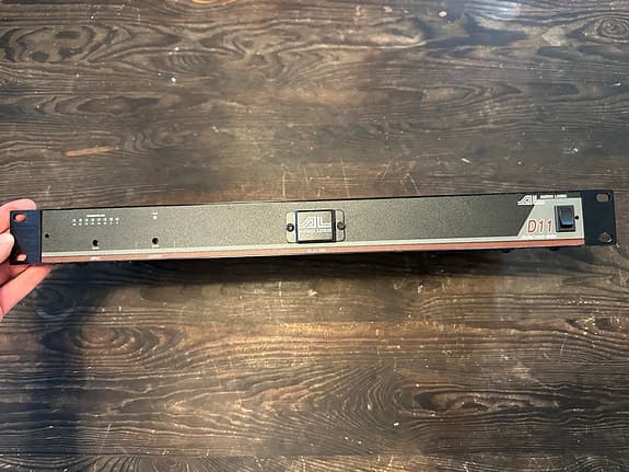 Audio Logic D11 digital room delay rackenhet