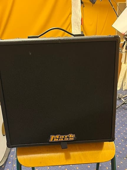 Markbass CMD 121 Black Line basförstärkare