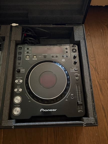 Pioneer CDJ DJ-spelare svart