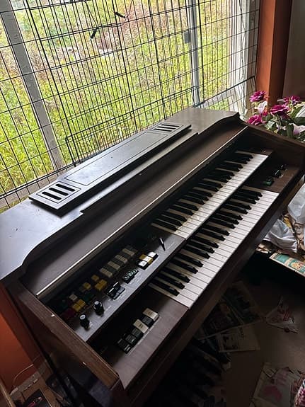 Yamaha Electone B-75N analog elorgel med dubbla manualer & pedaler (1978–80)