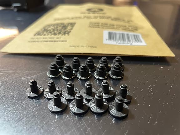 Icebug dubb replacement studs till skor svart