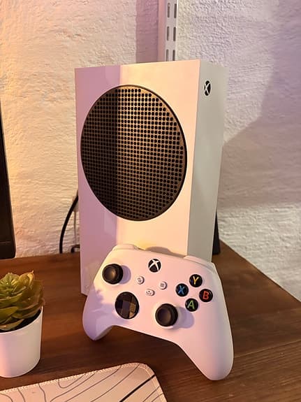 Xbox Series S / Logitech G923