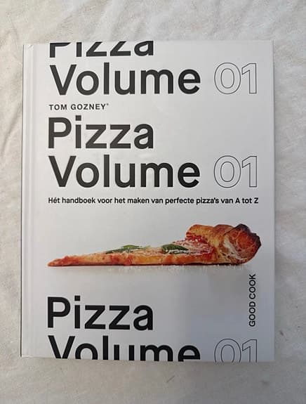 Pizza Volume 01 by Tom Gozney - Dutch Edition - Like New