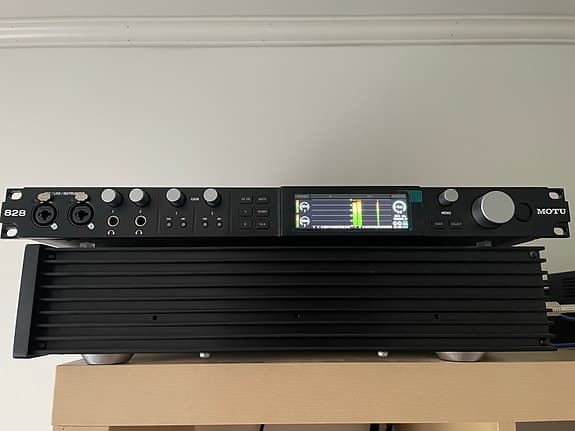MOTU 828 (gen5)