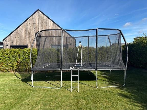 Trampolin/Studsmatta