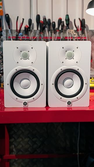 Yamaha HS 7