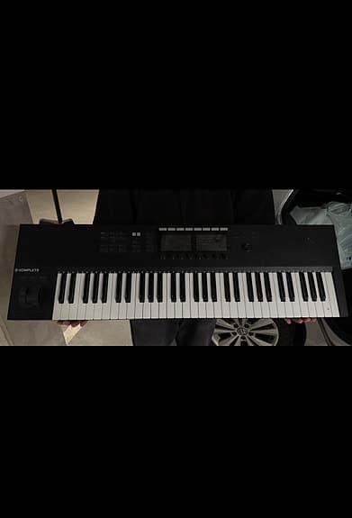 Native Instruments Komplete Kontrol S61 MK1 – MIDI Keyboard