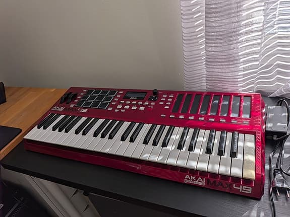 AKAI Max49 USB Midi keyboard