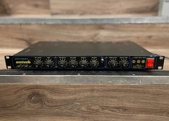 Amtech ASR-11 Reverb/Delay