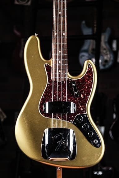 2015 Fender 1964 Jazz Bass Custom Shop gold NOS (new old stock)