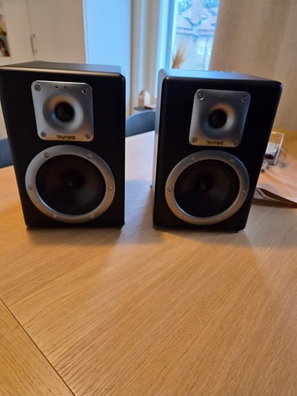 Tapco S5 studio monitorer