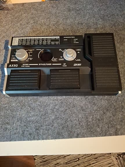 Korg AX5G gitarr multieffektpedal
