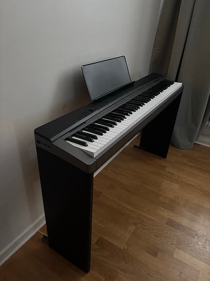 Casio PRIVIA PX-130