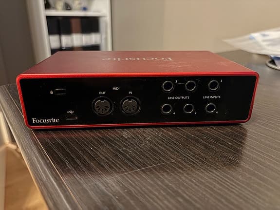 Focusrite Scarlett 4i4 3rd gen