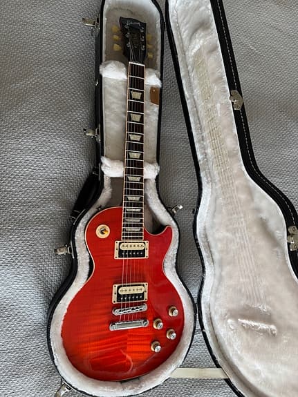 Gibson Les Paul Slash Signature Vermillion 2013 – Limited 1 200 ex