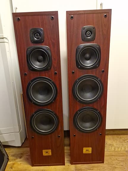 BAS studio monitor S-200 högtalare funkar perfekt