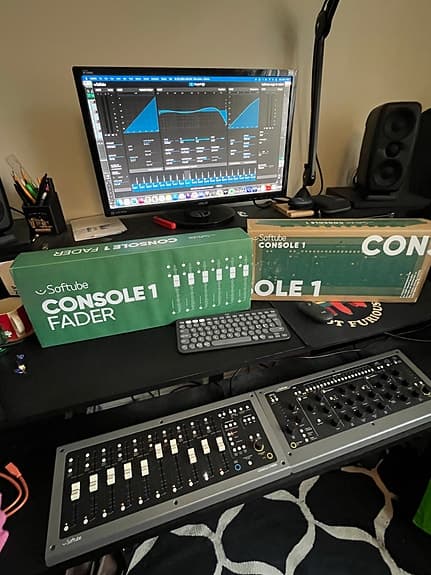 Softube Console 1 mk II + Console 1 Fader mkI