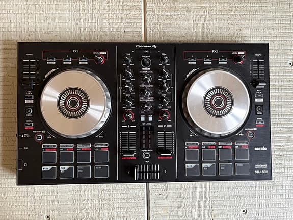 Pioneer DDJ-SB DJ-controller svart