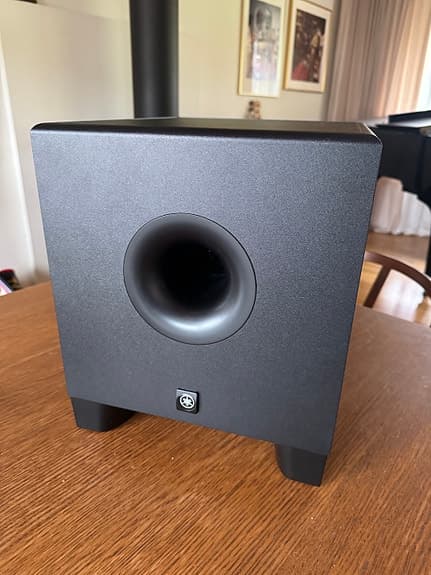 Yamaha HS8S Subwoofer + Skumplatta