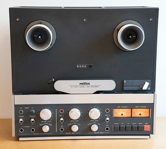 Revox B77 - 2-spårs Rullbandspelare
