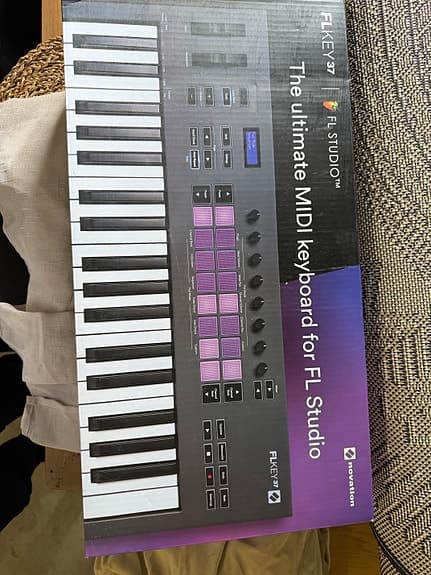 FL Studio Fire MIDI-keyboard med pads