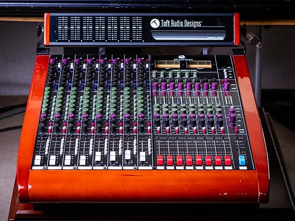 Toft Audio Designs ATB08M med mätarbryggan