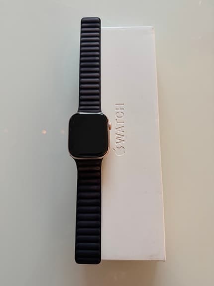 Apple Watch Series 10 – 46 mm Rose Gold – Repfri – Batteri 94 %