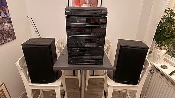 Ett riktigt fint Technics stereopaket från 90.talet.
